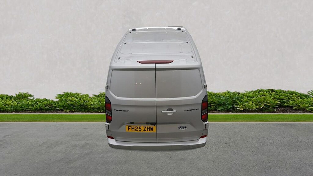 Ford Transit Custom 2.0 320 Ecoblue Limited Panel Van #4