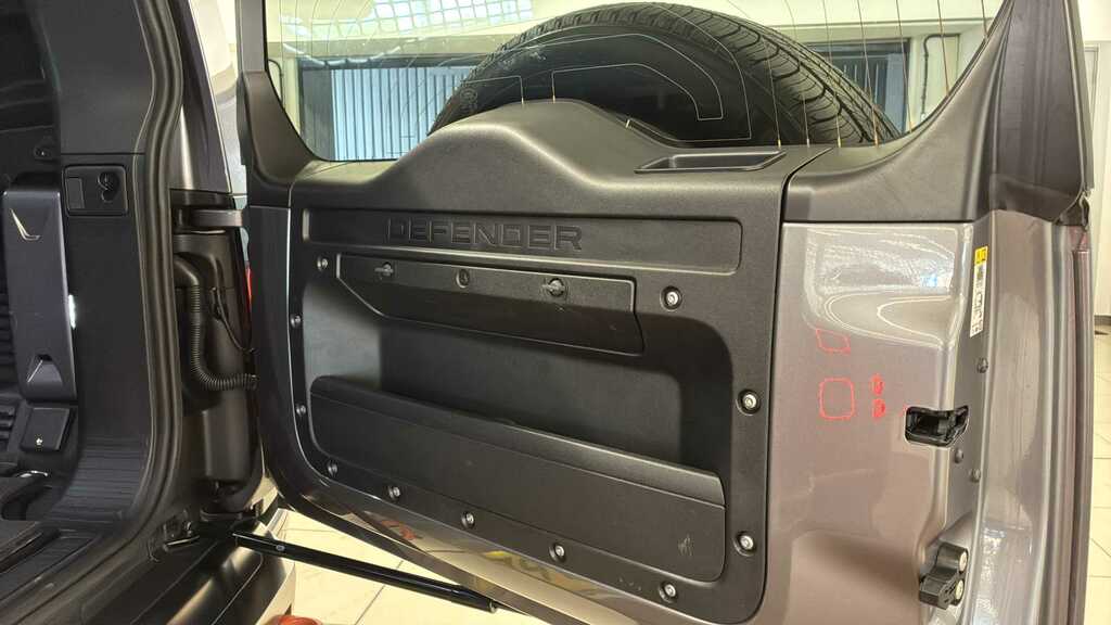 Land Rover Defender 3.0 D300 Mhev 75Th Limited Edition Suv Green #29