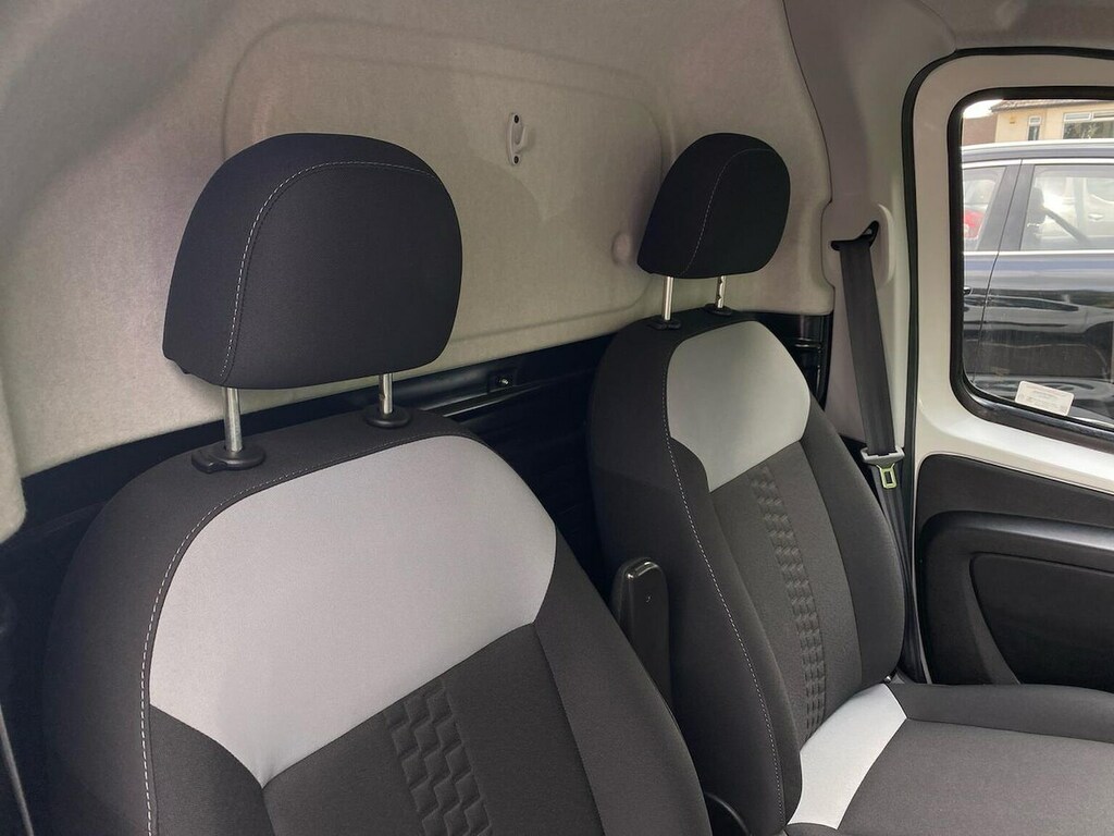 Fiat Fiorino 1.3 Multijetii Car Derived Van E White #16