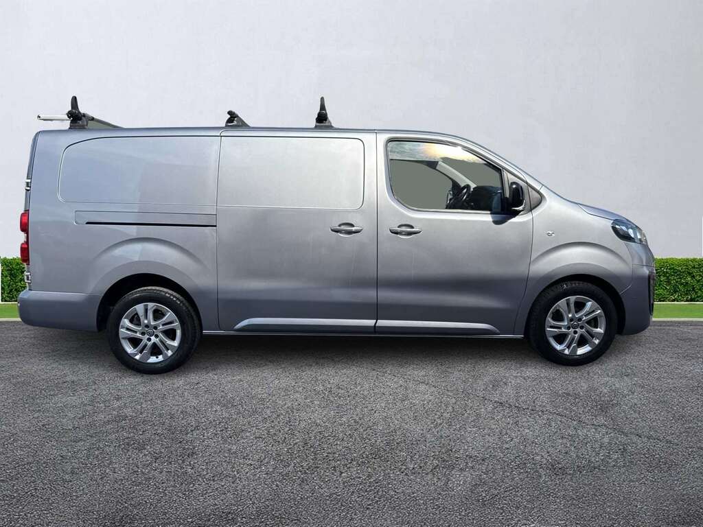 Vauxhall Vivaro 3100 2.0D 145Ps Pro H1 Van  #3