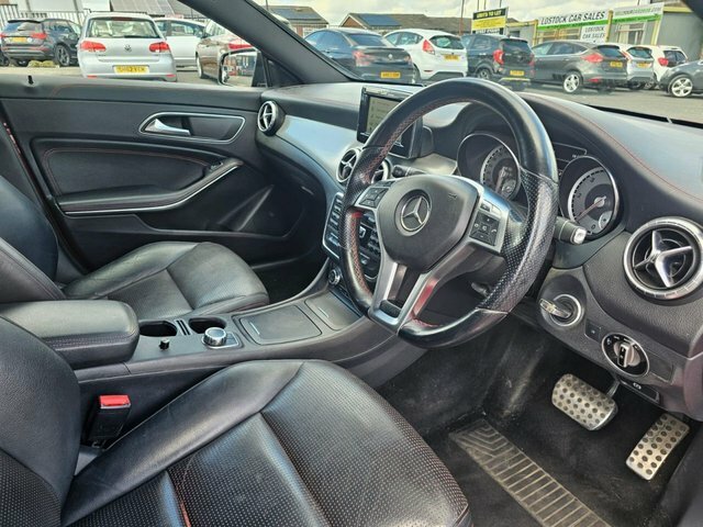 Mercedes-Benz CLA Class Cla220 Cdi Sport Silver #7
