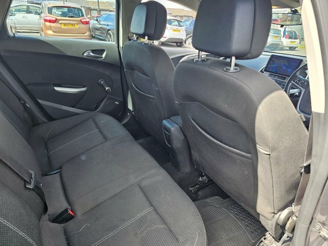 Vauxhall Astra 2.0 Cdti Sri VX Line Euro 5 Ss Black #9
