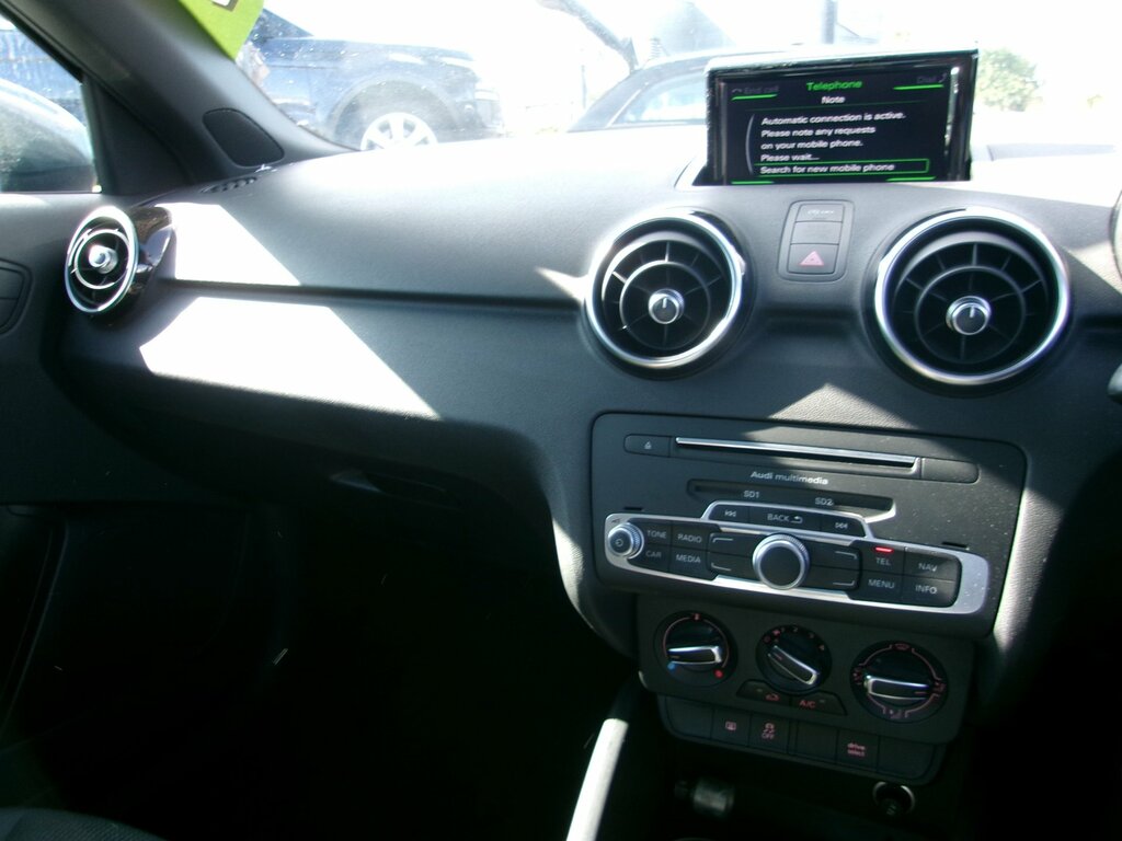 Audi A1 2015 1.4 Tfsi Sport Sportback Eu Silver #14