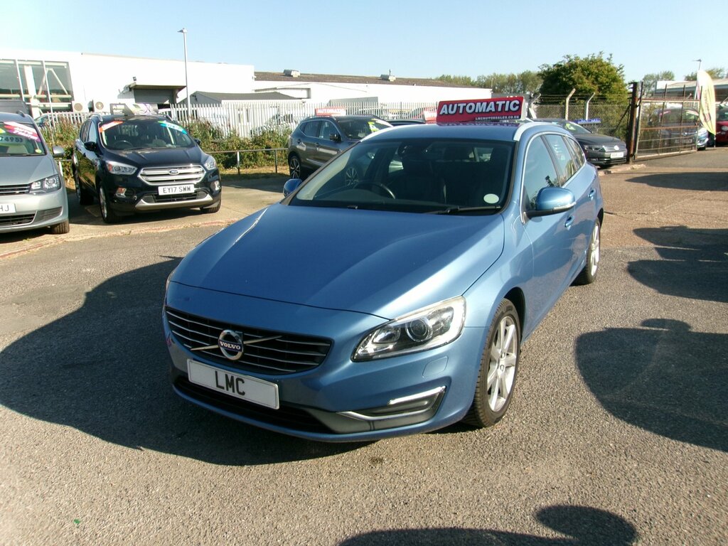 Volvo V60 2.0 D3 Se Lux Nav Estate Euro Blue #3