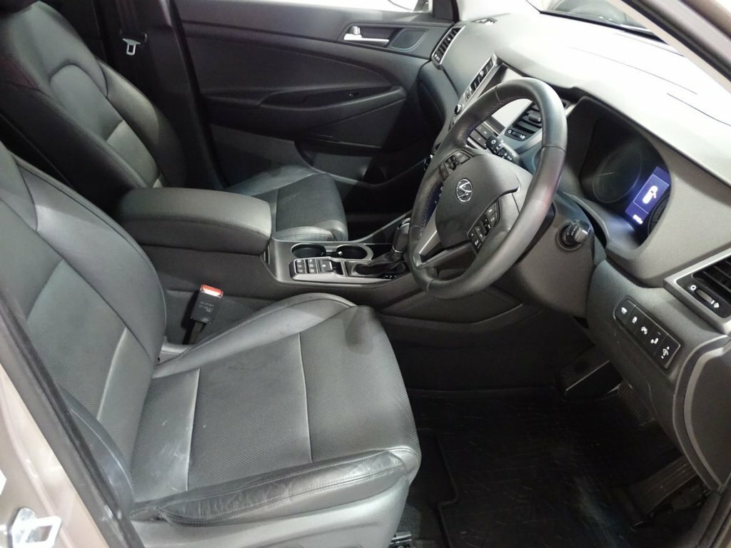 Hyundai Tucson 1.7L Premium Se Beige #2