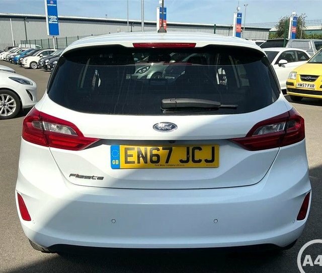 Ford Fiesta Tdci Titanium Hatchback White #6
