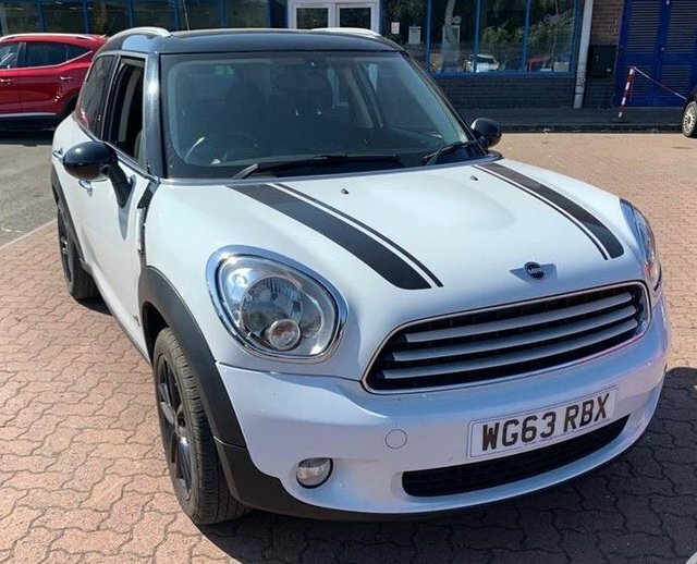 Mini Countryman Cooper D Suv White