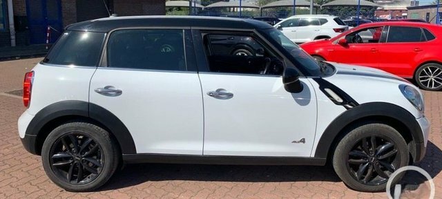Mini Countryman Cooper D Suv White #3