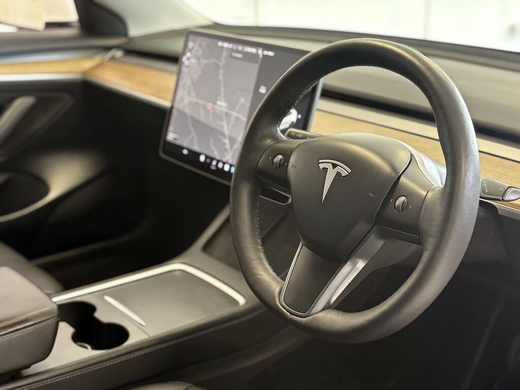 Tesla Model Y Suv Dual Motor Long Range 202272 Black
