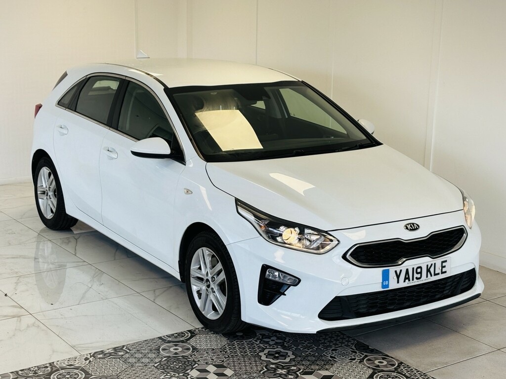 Kia Ceed Hatchback 1.6 Crdi Eco 2 201919 White