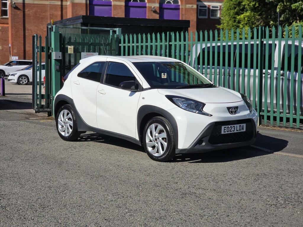 Toyota Aygo X 1.0 Vvt-i Pure X-shift Euro 6 Ss White