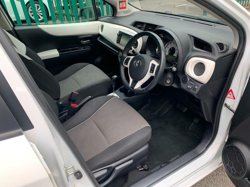 Toyota Yaris 1.33 Vvt-i Icon Multidrive S Blue #32
