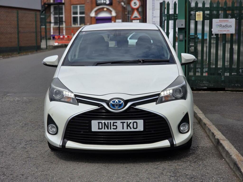 Toyota Yaris Hatchback 1.5 Vvt-h Excel E-cvt Euro 6 15In A Red #38