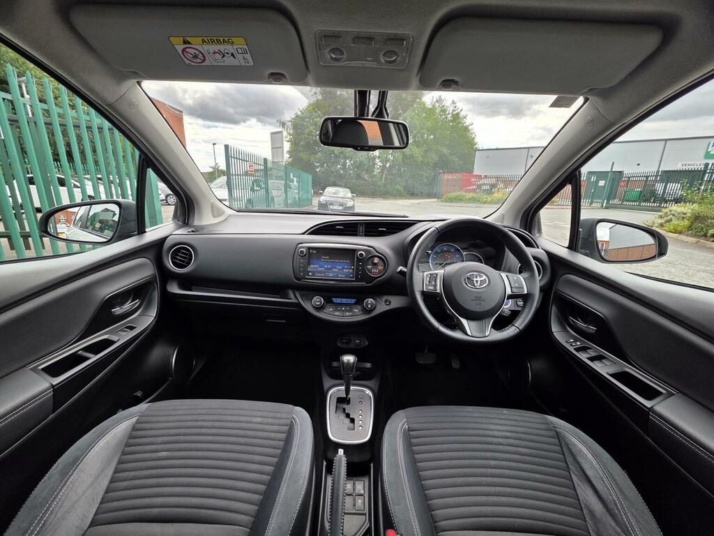 Toyota Yaris Hatchback 1.5 Vvt-h Excel E-cvt Euro 6 15In A Red #19