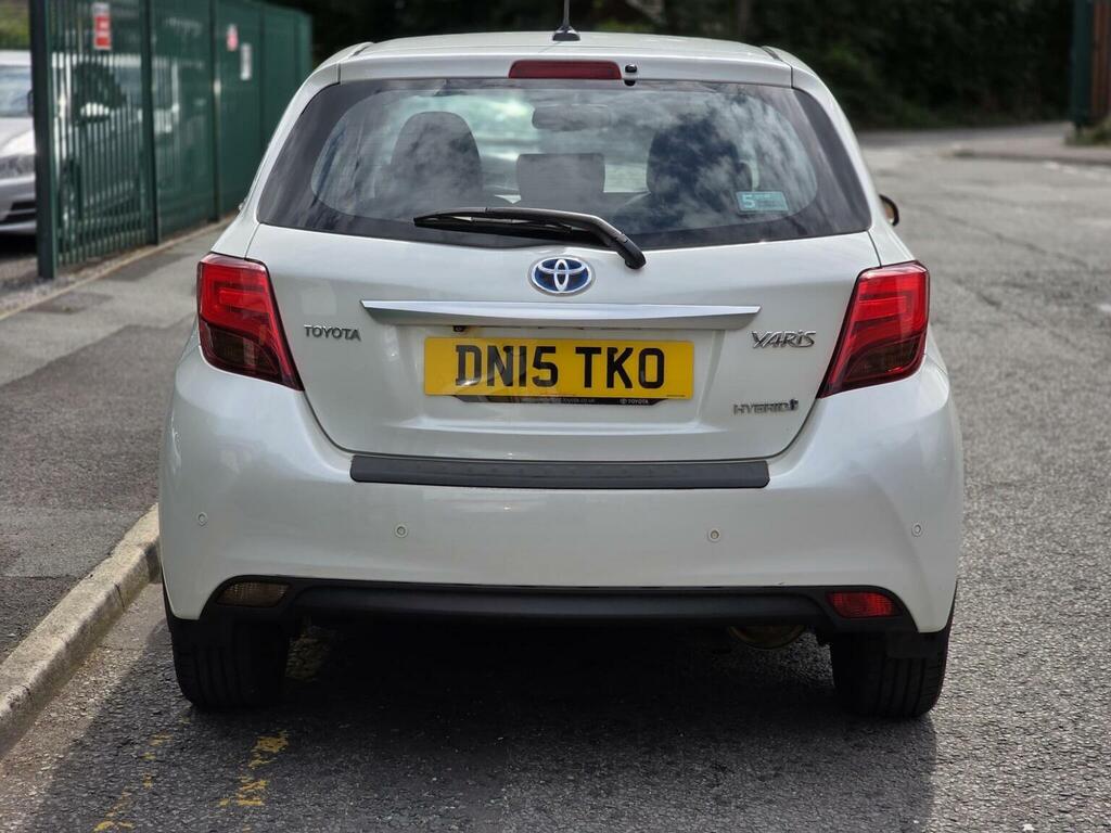 Toyota Yaris Hatchback 1.5 Vvt-h Excel E-cvt Euro 6 15In A Red #34