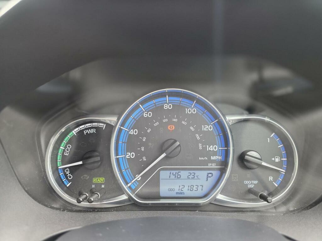 Toyota Yaris Hatchback 1.5 Vvt-h Excel E-cvt Euro 6 15In A Red #57