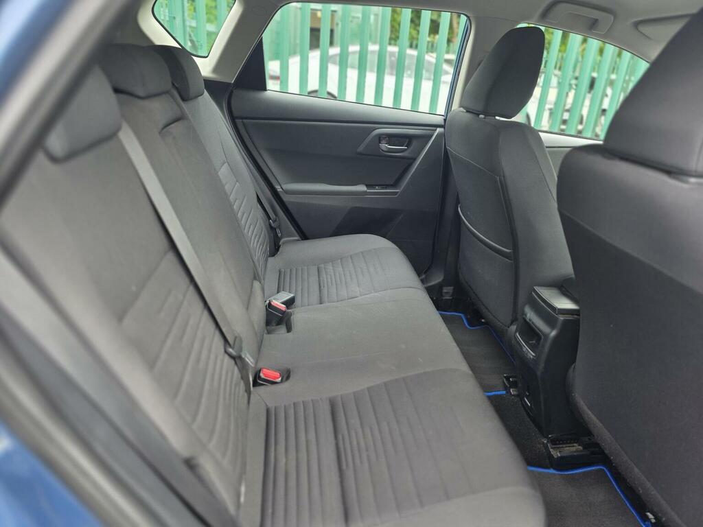 Toyota Auris Auris Icon Tss Hybrid Vvt-i Cvt Blue #39