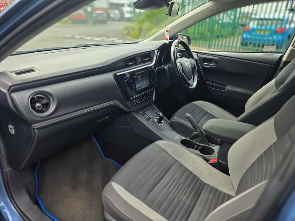 Toyota Auris Auris Icon Tss Hybrid Vvt-i Cvt Blue #17