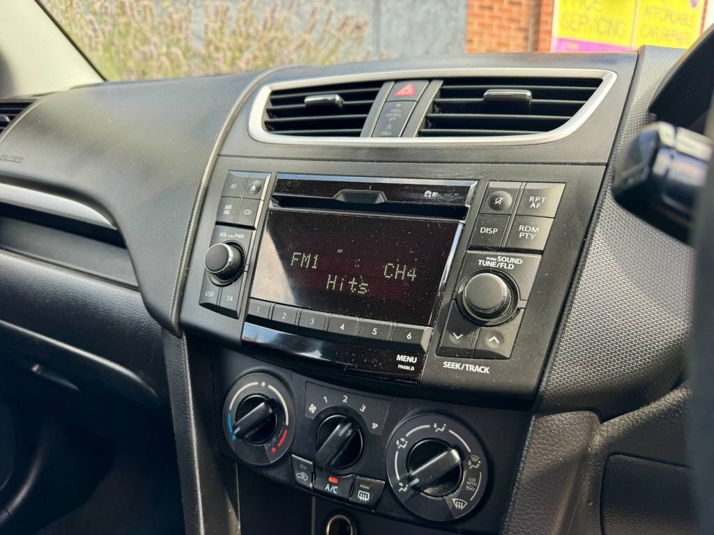 Suzuki Swift 1.2 Dualjet Sz4 Hatchback Allgri Red #12