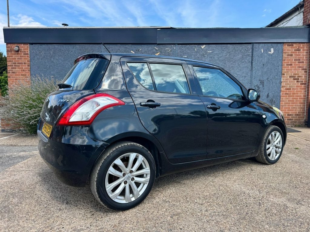 Suzuki Swift 1.2 Dualjet Sz4 Hatchback Allgri Red #3