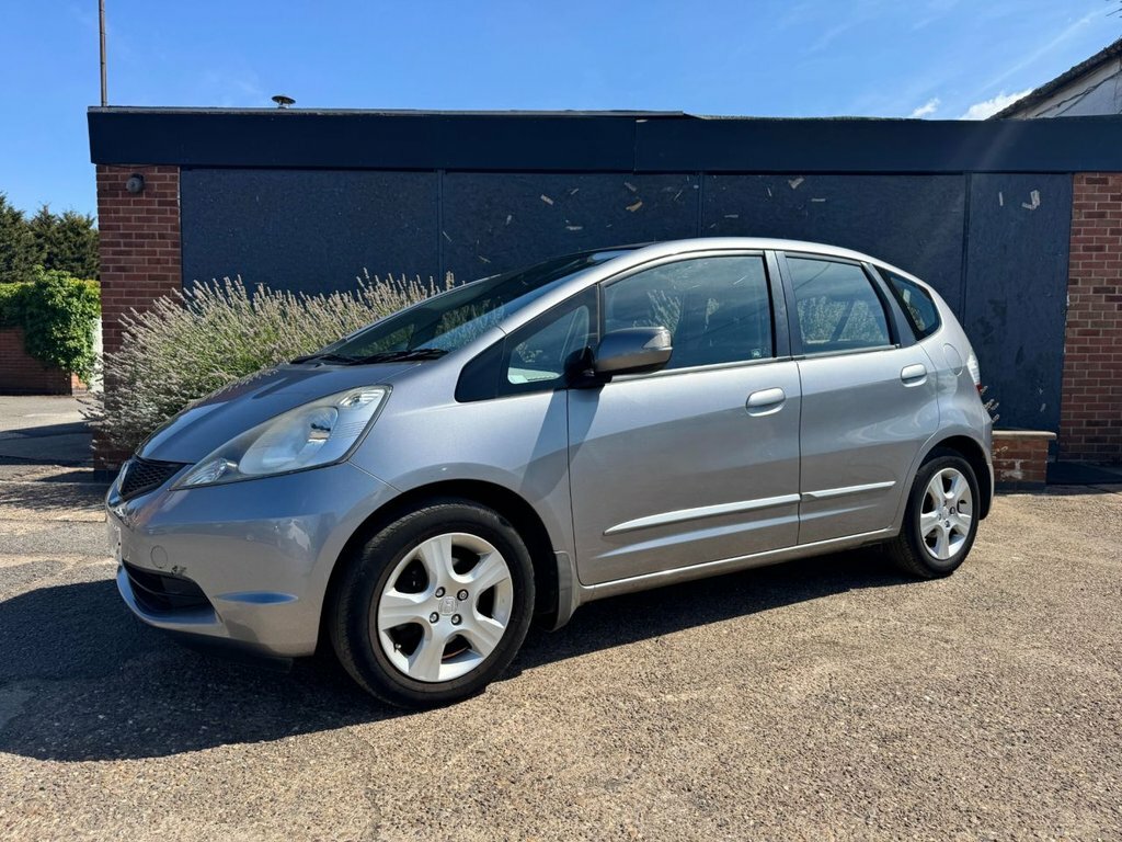 Honda Jazz 1.4L Es Silver #2