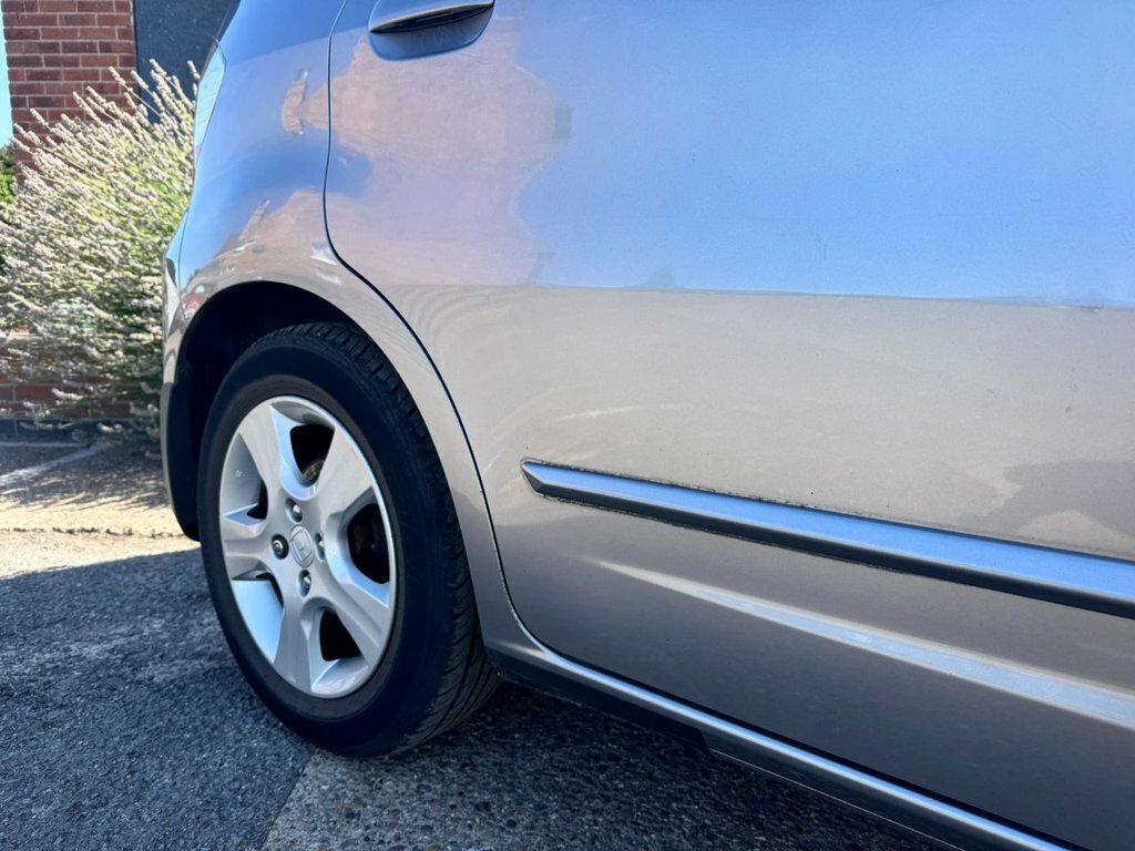Honda Jazz 1.4L Es Silver #6