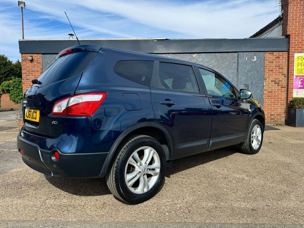 Nissan Qashqai+2 1.5 Dci N-tec Suv Red #14