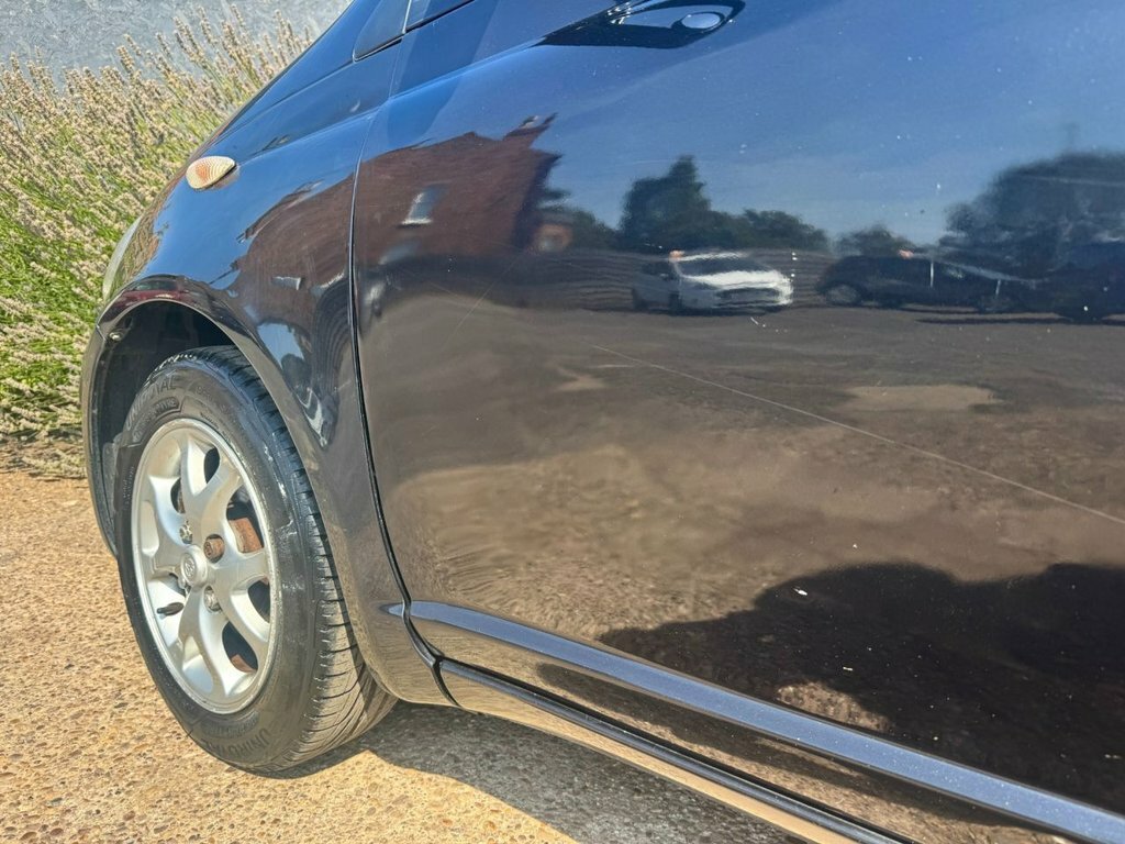 Toyota Yaris 1.3 Colour Collection Vvt-i 86 Bhp Blue #5