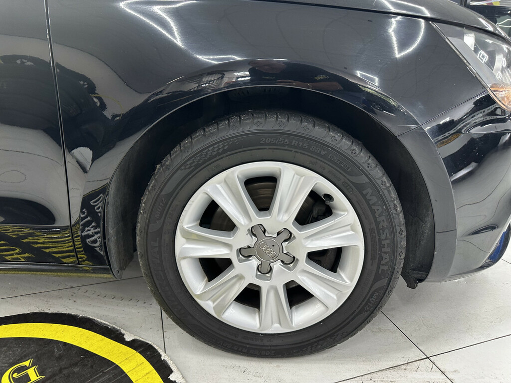 Audi A1 1.6 Tdi Se PRZ5519 Black #5