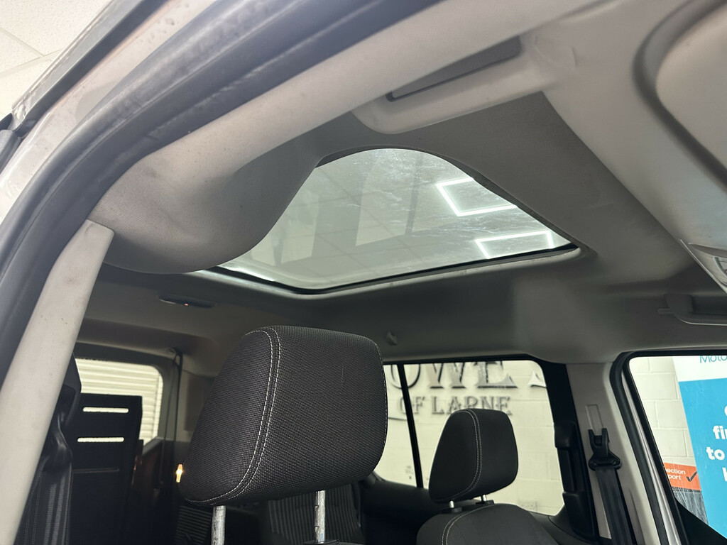 Ford Grand Tourneo Connect 1.5 Ecoblue 120 Titanium Powershift White #26