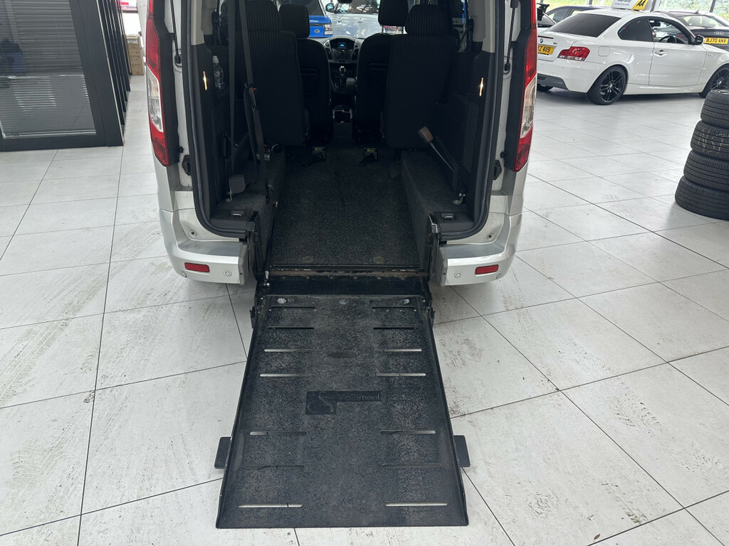 Ford Grand Tourneo Connect 1.5 Ecoblue 120 Titanium Powershift White #20