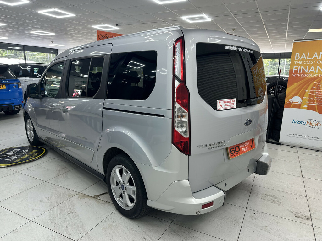 Ford Grand Tourneo Connect 1.5 Ecoblue 120 Titanium Powershift White #16