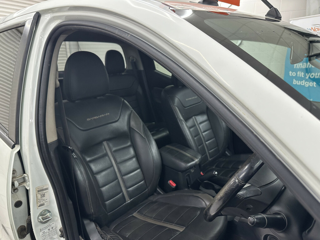 Mitsubishi L200 2.5 Di-d Barbarian Double Cab White #3