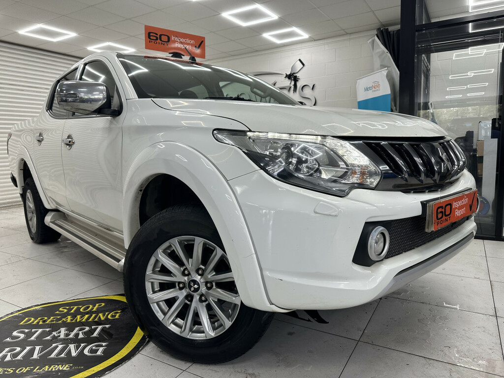 Mitsubishi L200 2.5 Di-d Barbarian Double Cab White #6