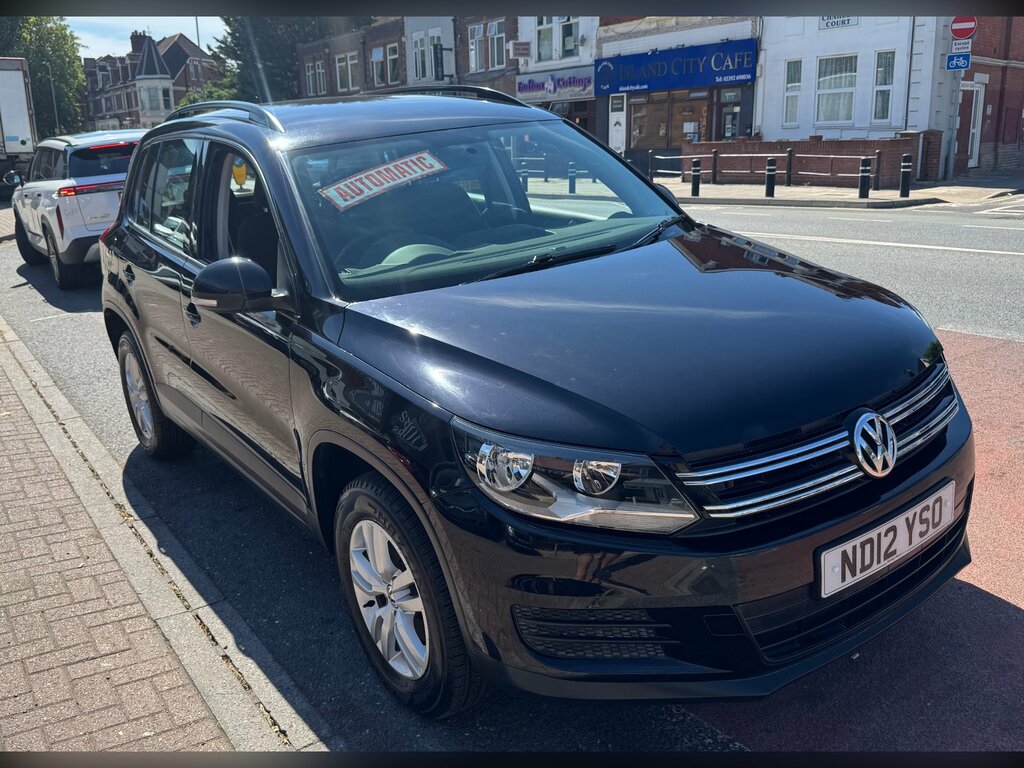 Volkswagen Tiguan 2.0 Tdi Bluemotion Tech S Suv Dsg 4Wd E Black #4