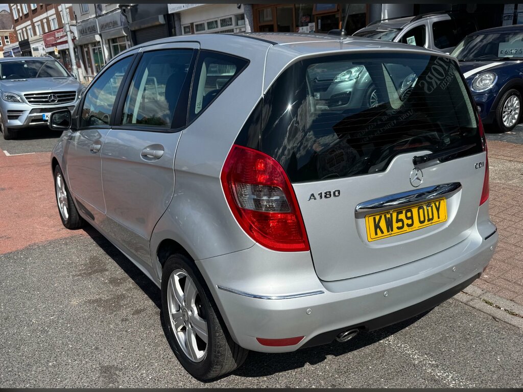 Mercedes-Benz A Class 2.0 A180 Cdi Avantgarde Se Hatchback Cv Silver #6