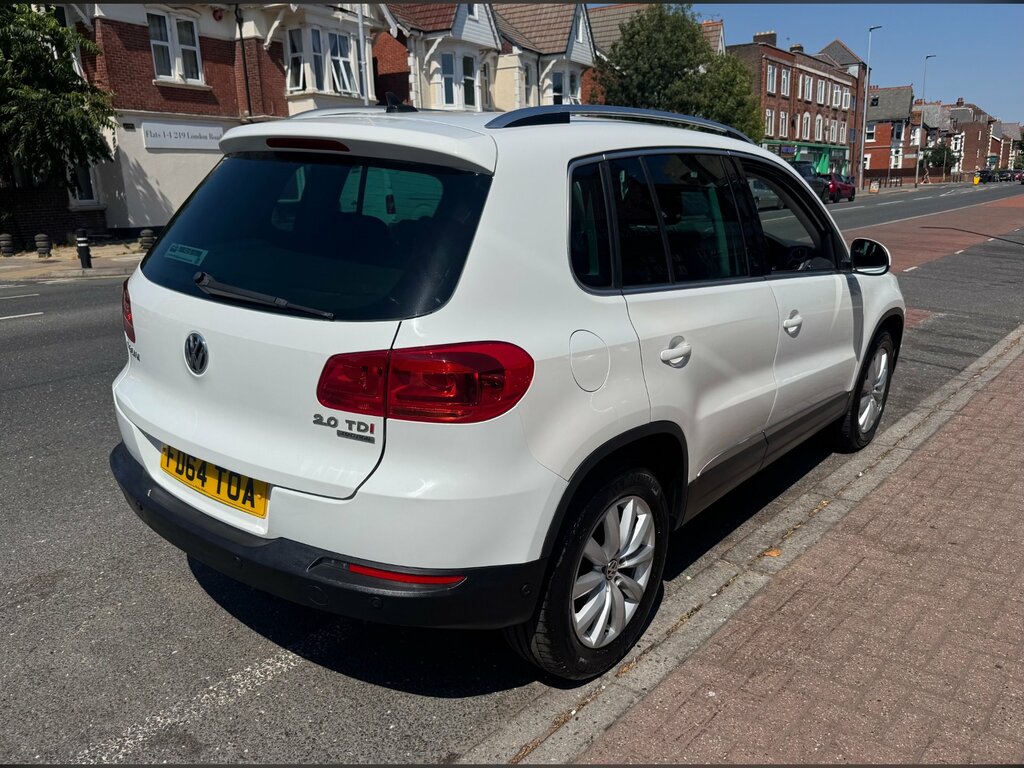 Volkswagen Tiguan 2.0 Tdi Bluemotion Tech Match Suv Dsg 4 White #6
