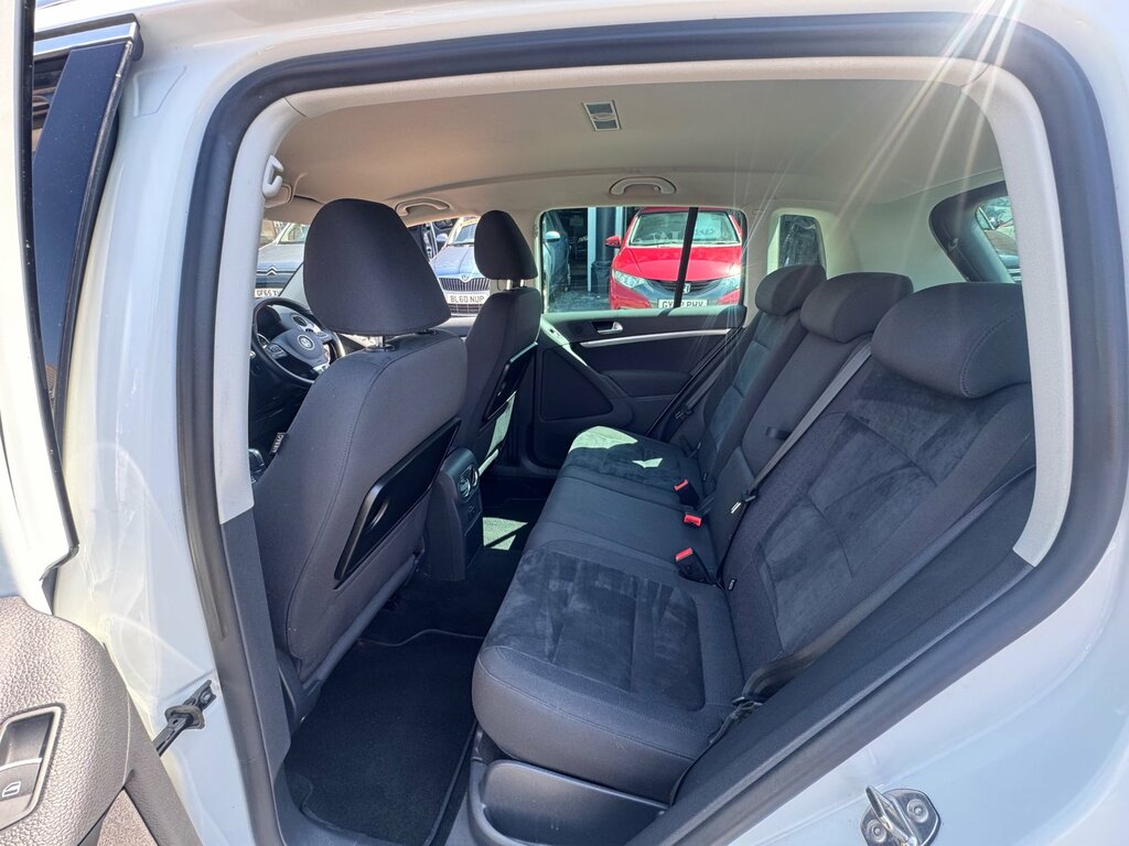 Volkswagen Tiguan 2.0 Tdi Bluemotion Tech Match Suv Manua White #10