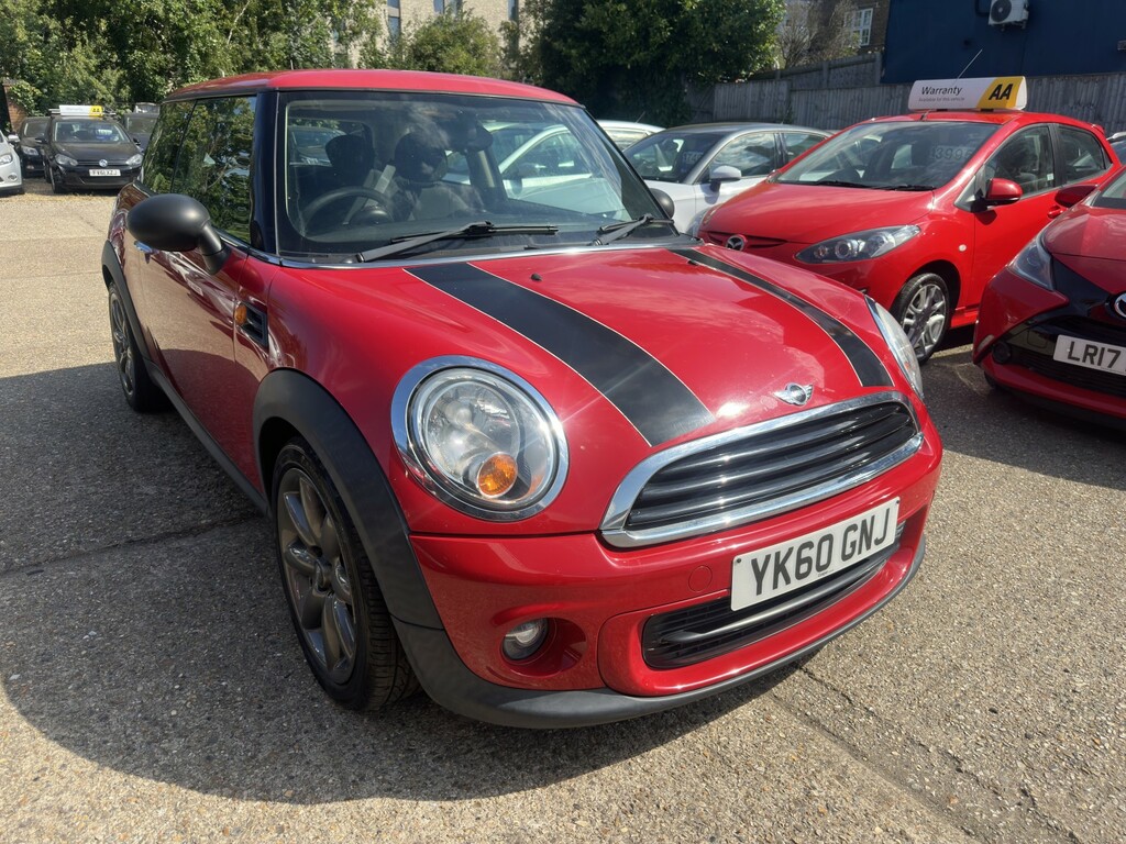 Mini Hatch 1.6 First Hatch 2010 YK60GNJ Red
