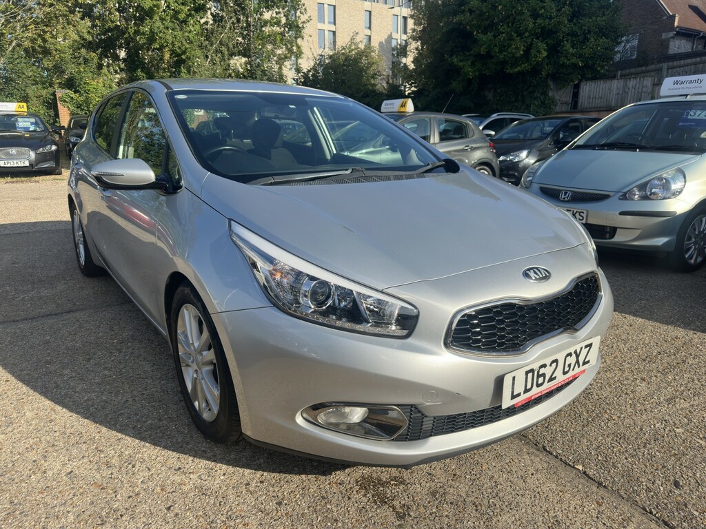 Kia Ceed 1.6 Crdi Ecodynamics 2 Silver