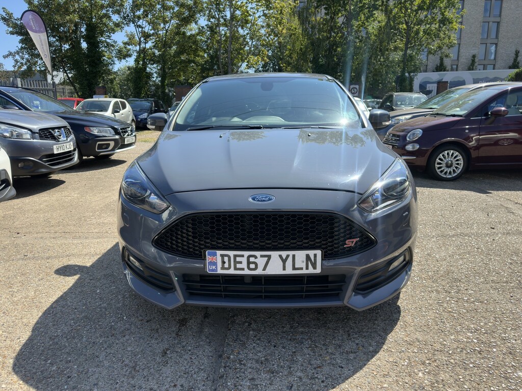 Ford Focus 2.0 Tdci St-3 2017 DE67YLN Grey #2