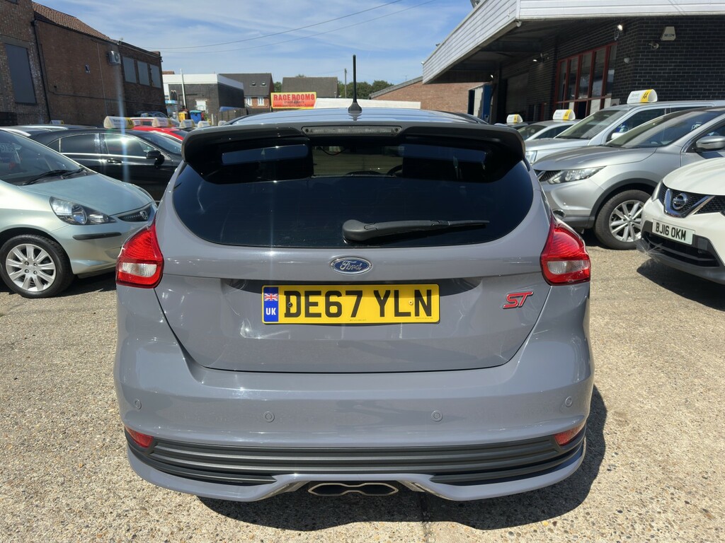 Ford Focus 2.0 Tdci St-3 2017 DE67YLN Grey #6