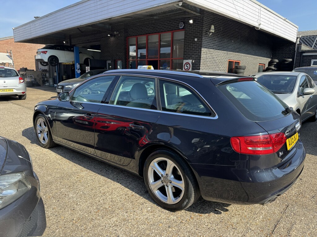 Audi A4 Avant 2.0 Tdi Se Blue #2