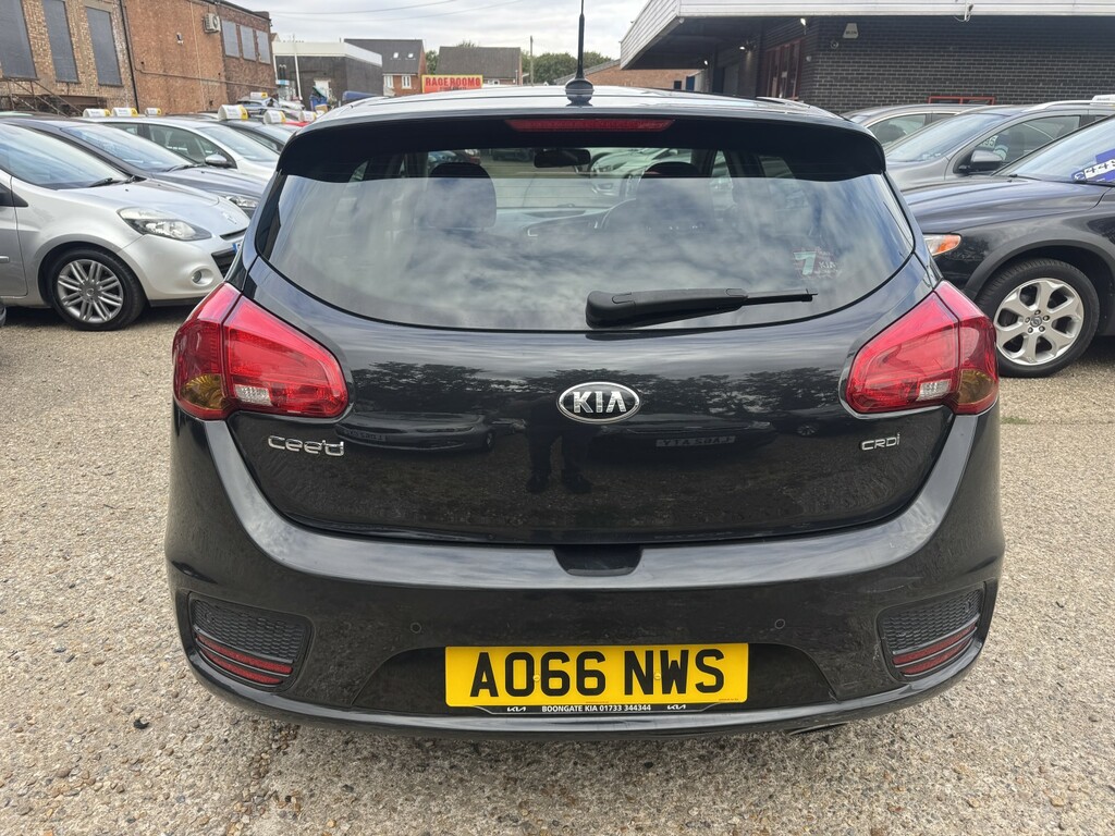 Kia Ceed 1.4 Crdi Sr7 2016 Black #5