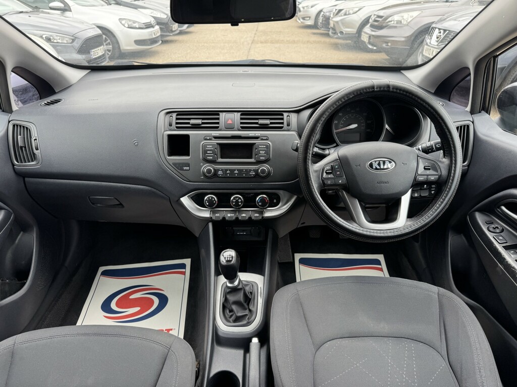 Kia RIO 1.2 Cheap Road Tax One Owner From New 69000 Miles Silver #12