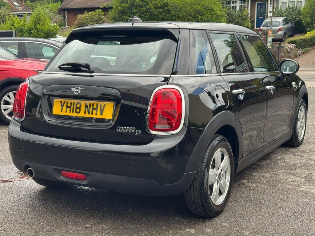 Mini Hatch 1.5 Cooper D Hatchback Euro 6 S Black #2