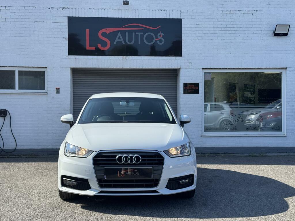 Audi A1 Sport White #2