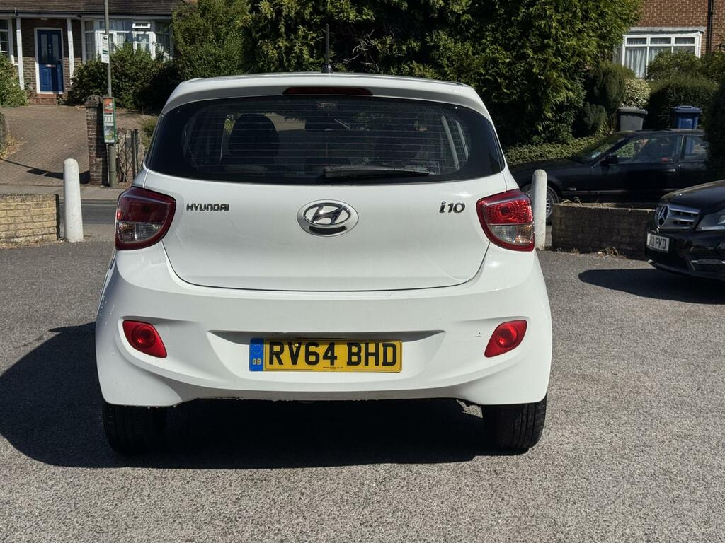 Hyundai I10 Se White #6