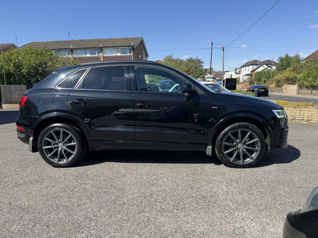 Audi Q3 S Line Plus Black #4