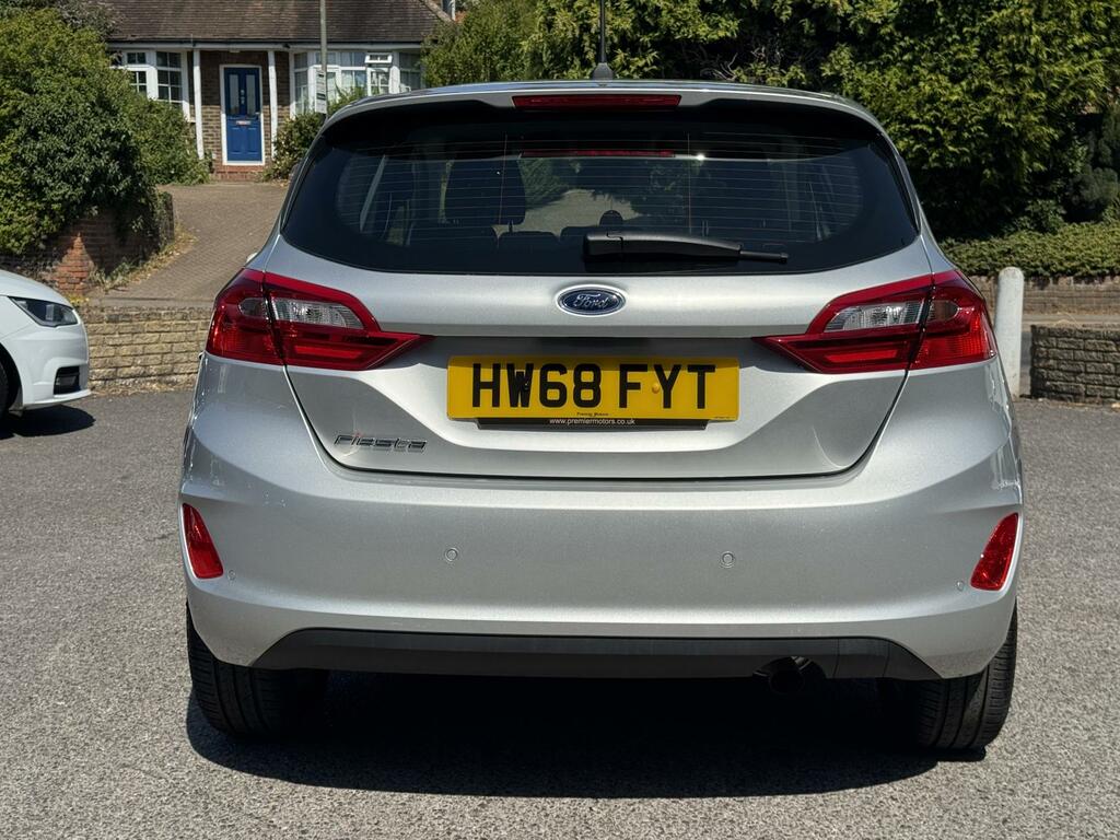 Ford Fiesta Zetec Silver #6